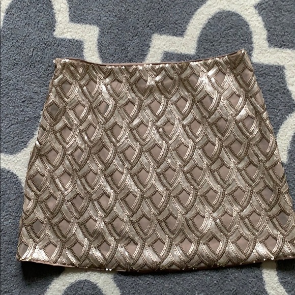 Forever 21 Exclusive sequin mini skirt - Picture 5 of 7